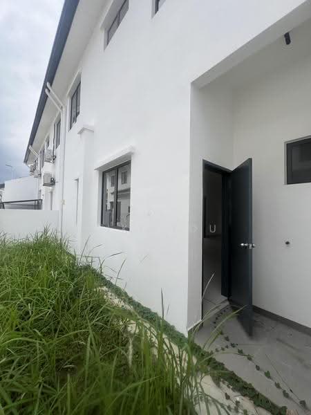 2-storey Terraced House for Sale in Telok Panglima Garang (Selangor) - Miki You - Exterior - PropertyGuru.com.my