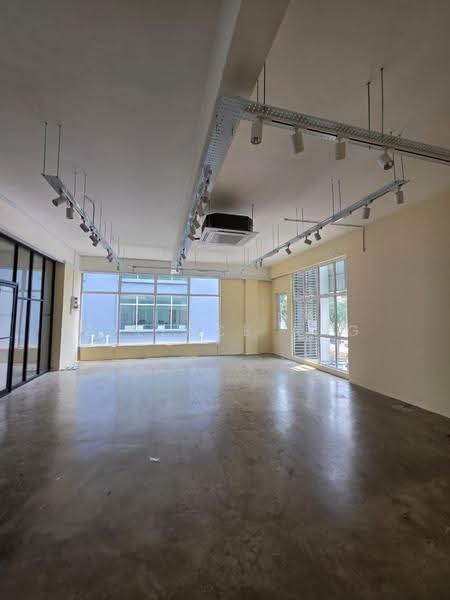 Shop / Office untuk Disewa di Johor Bahru (Johor) - Wallace Ang - Interior - PropertyGuru.com.my