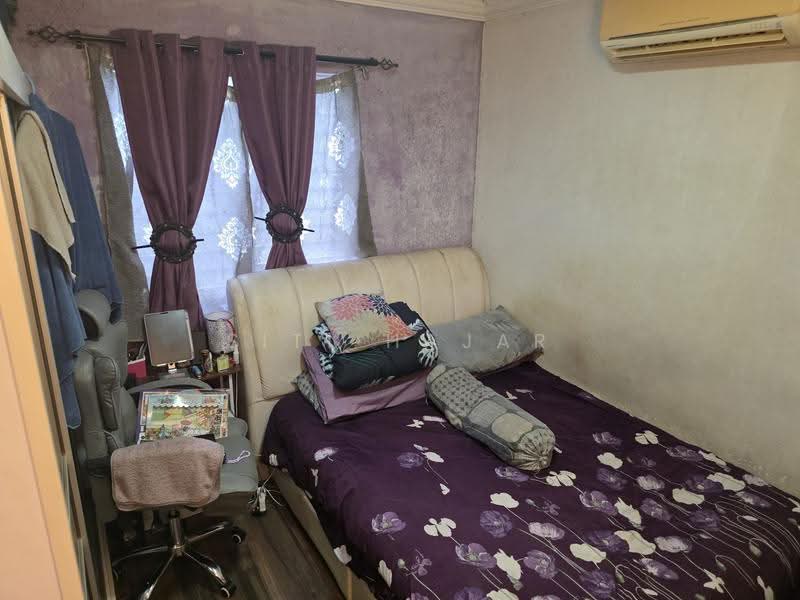 Rumah Flat untuk Dijual di Gugusan Seroja - Siti Hajar - Bedroom - PropertyGuru.com.my