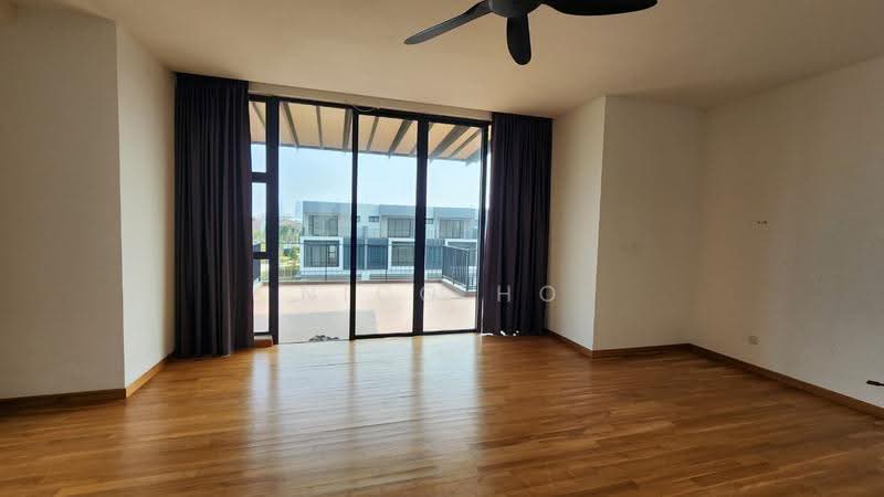 Rumah Teres 3-Tingkat untuk Disewa di Senibong Cove (Masai) - Nico Ho - Balcony - PropertyGuru.com.my