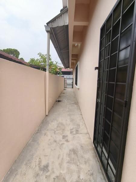 Bungalow House for Rent in Kampung Cempaka (Petaling Jaya) - Wysin Wan - Exterior - PropertyGuru.com.my