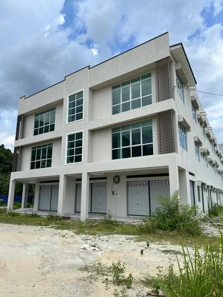 Rumah Teres untuk Dijual di Kampar Putra (Kampar) - Daniel Chee - Exterior - PropertyGuru.com.my