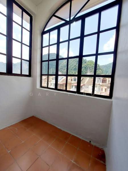 Rumah Teres 2.5-Tingkat untuk Dijual di Gunung Rapat (Ipoh) - Gary Tang - View - PropertyGuru.com.my
