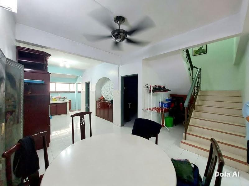 Rumah Teres 2.5-Tingkat untuk Dijual di Gunung Rapat (Ipoh) - Gary Tang - Dining Room - PropertyGuru.com.my