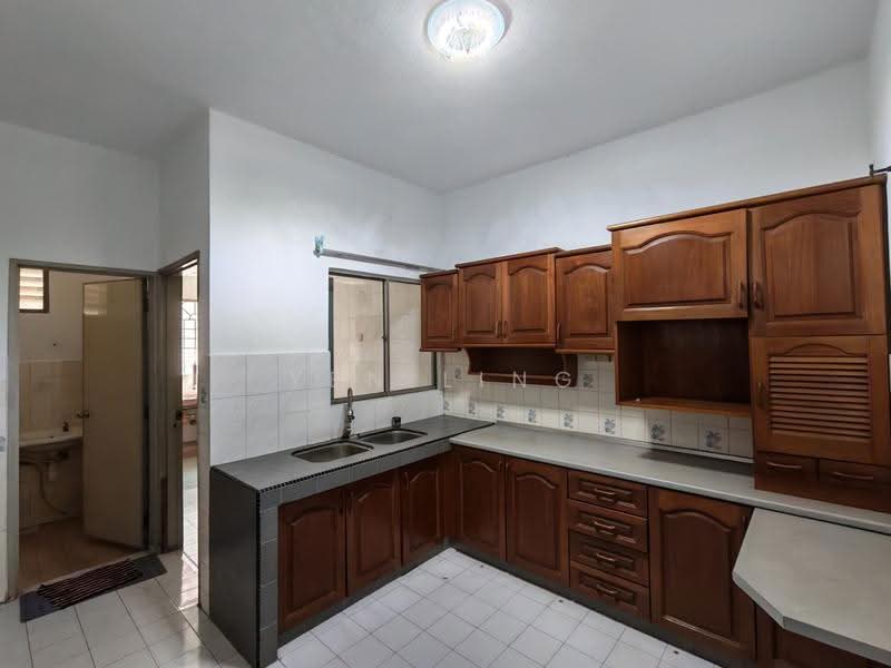 2-storey Terraced House for Rent in BANDAR PUCHONG JAYA (Puchong) - Yen Ling - Kitchen - PropertyGuru.com.my