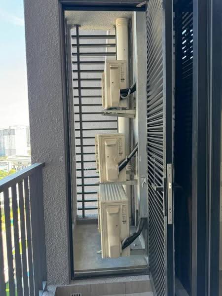 Kediaman Servis untuk Disewa di The Arcuz - Koo Ying Kang - Balcony - PropertyGuru.com.my