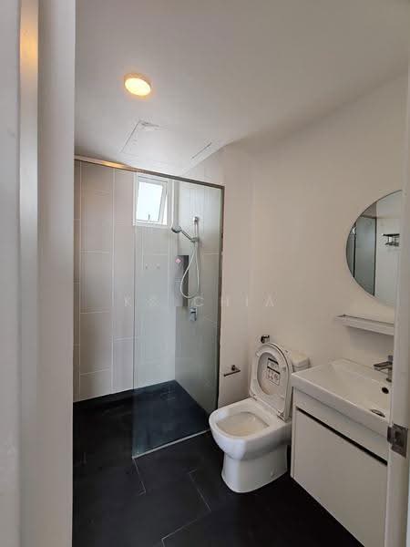 Kediaman Servis untuk Dijual di UNA Serviced Apartment - KS Chia - Bathroom - PropertyGuru.com.my