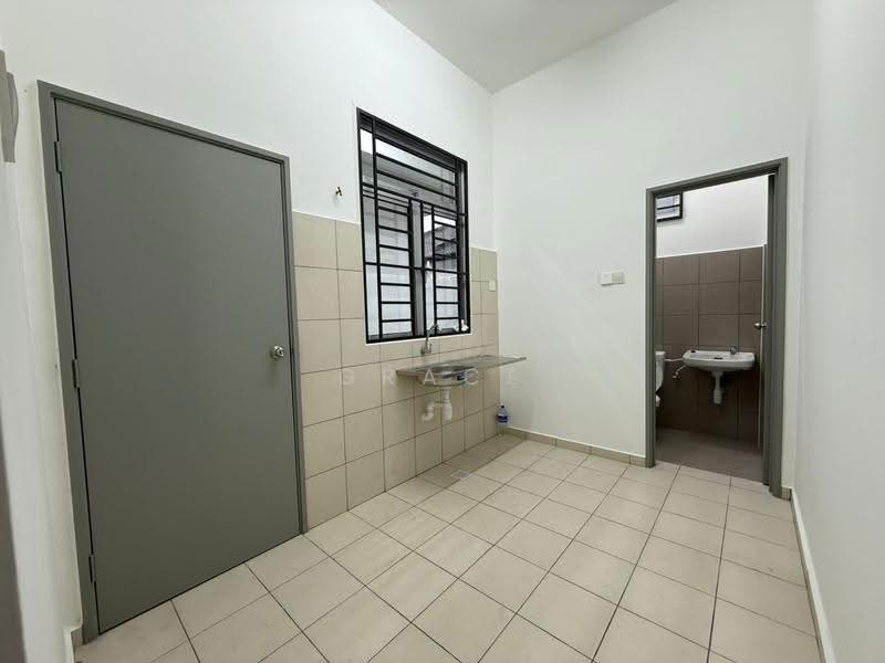 1-storey Terraced House for Rent in Taman Parkland (Kluang) - Grace - PropertyGuru.com.my