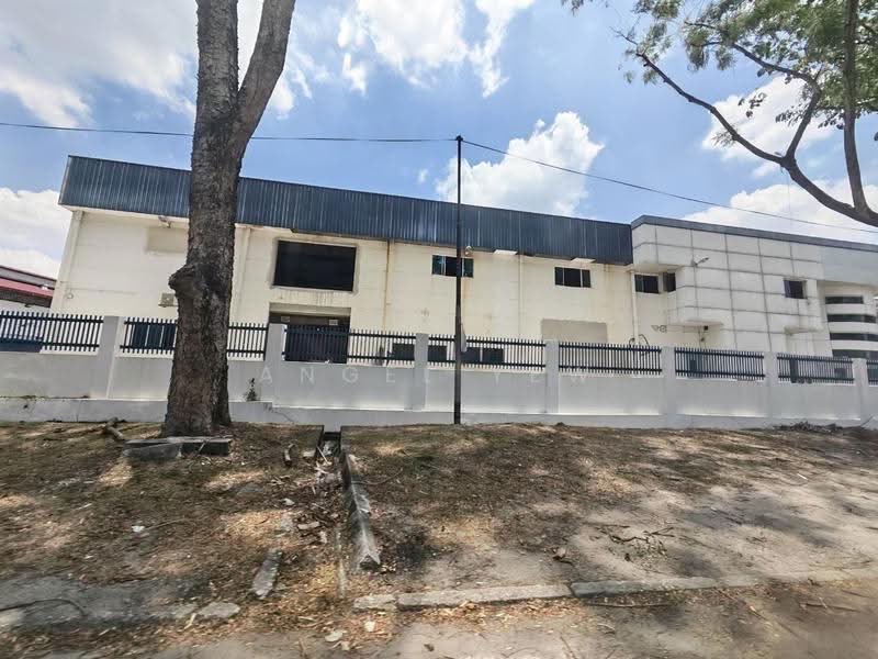 Factory for Rent in Shah Alam (Selangor) - Angel Yew - Exterior - PropertyGuru.com.my