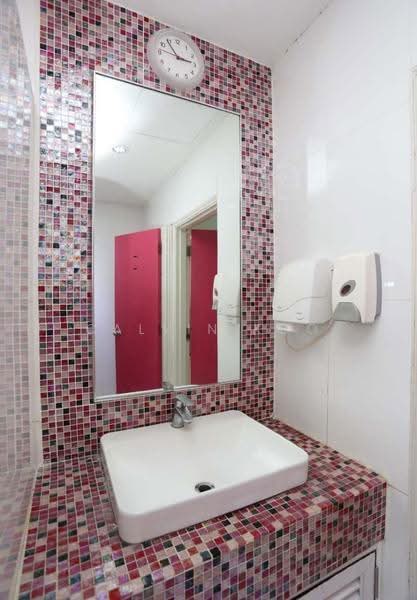 Office for Rent in KL City Centre (Kuala Lumpur) - Calvin Koo - Bathroom - PropertyGuru.com.my