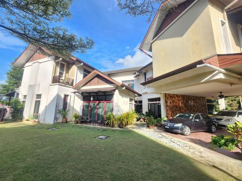 Bungalow House untuk Dijual di Bukit Jelutong (Shah Alam) - Eisya Kamaludin - PropertyGuru.com.my