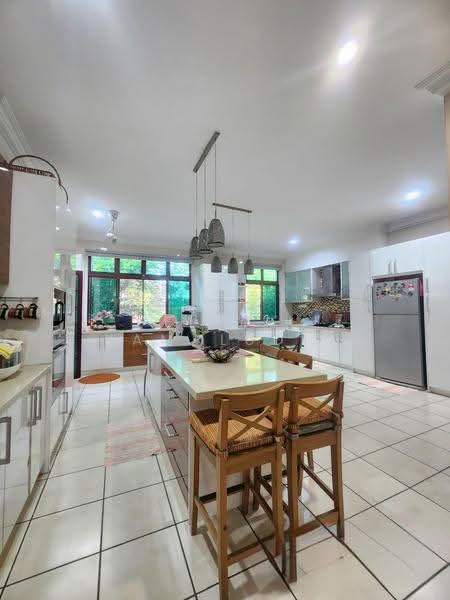 Bungalow House untuk Dijual di Bukit Jelutong (Shah Alam) - Eisya Kamaludin - PropertyGuru.com.my