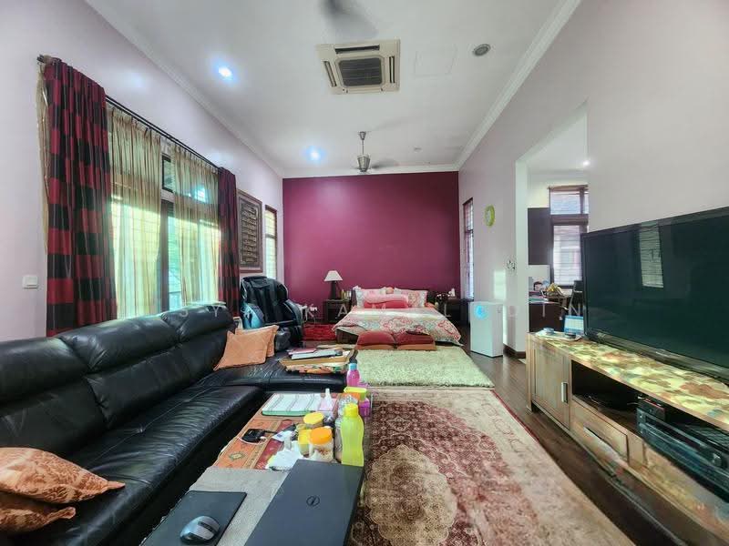 Bungalow House untuk Dijual di Bukit Jelutong (Shah Alam) - Eisya Kamaludin - PropertyGuru.com.my