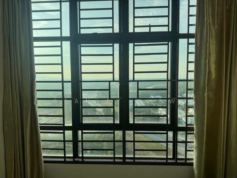 Service Residence for Sale at D'Summit Residences - Stanley Chew - View - PropertyGuru.com.my
