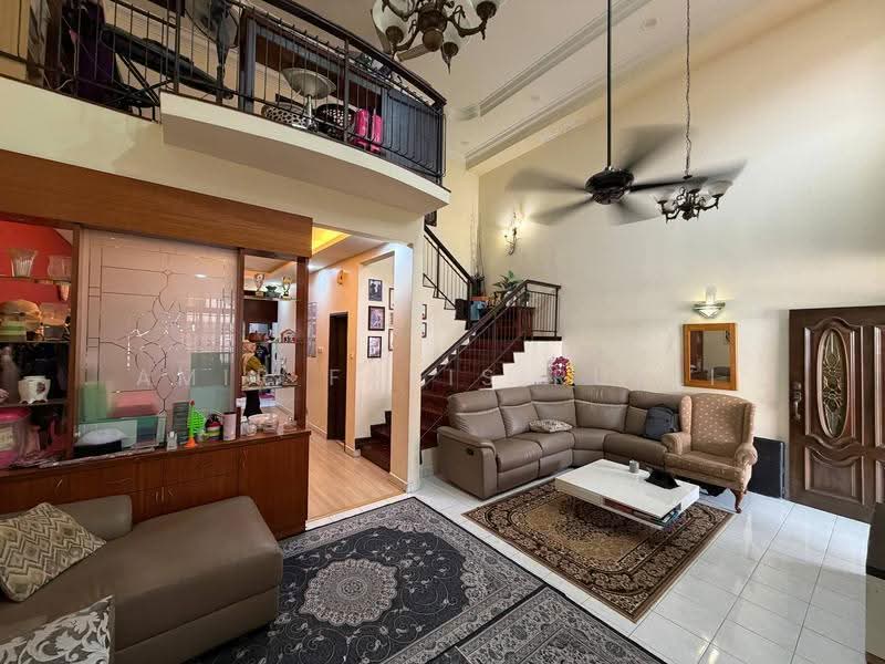 Rumah Teres 1.5-Tingkat untuk Dijual di Taman Pelangi Indah (Ulu Tiram) - Amir Faris Rusli - Living Room - PropertyGuru.com.my