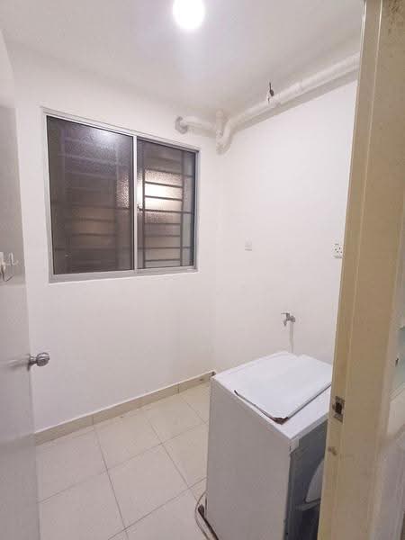 Pangsapuri untuk Dijual di Seri Kasturi Apartments - Rafedah Binti Abdul Aziz - Interior - PropertyGuru.com.my