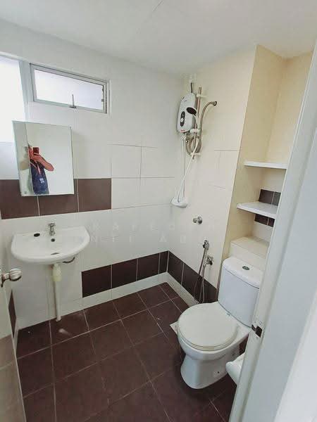 Pangsapuri untuk Dijual di Seri Kasturi Apartments - Rafedah Binti Abdul Aziz - Bathroom - PropertyGuru.com.my
