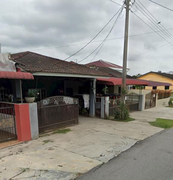 Rumah Teres 1-Tingkat untuk Dijual di Teluk Intan (Perak) - David Lai - Exterior - PropertyGuru.com.my