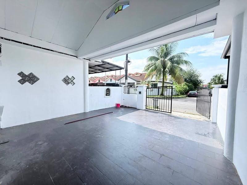 1-storey Terraced House for Sale in Johor Bahru (Johor) - Kim Hon - Exterior - PropertyGuru.com.my