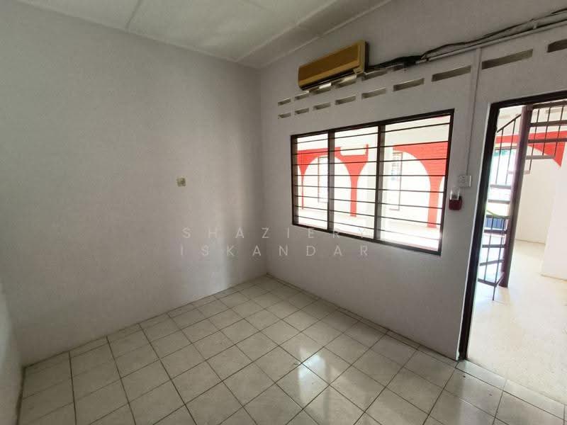 Rumah Teres 1-Tingkat untuk Dijual di Ampang Jaya (Ampang) - Shaziery Iskandar - Interior - PropertyGuru.com.my
