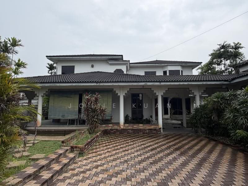 Bungalow House untuk Dijual di Taman Chateau (Ipoh) - Jodie Kuan - TROPICAL COURTYARD BUNGALOW - PropertyGuru.com.my