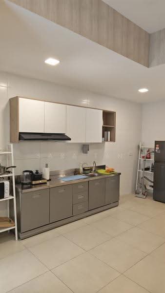 Service Residence for Rent at Reizz Residence - Sara Tan - Kitchen - PropertyGuru.com.my