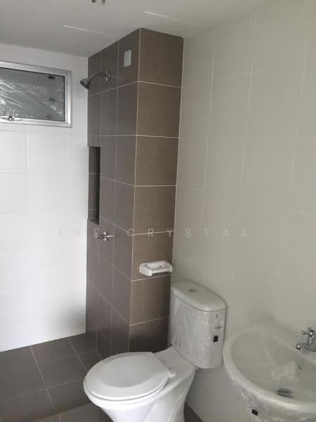 Pangsapuri untuk Disewa di D'Cassia - Lee Crystal - Bathroom - PropertyGuru.com.my
