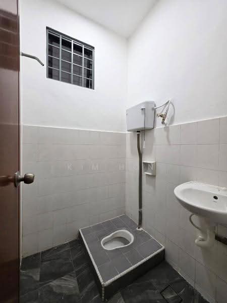 1-storey Terraced House for Sale in Johor Bahru (Johor) - Kim Hon - PropertyGuru.com.my