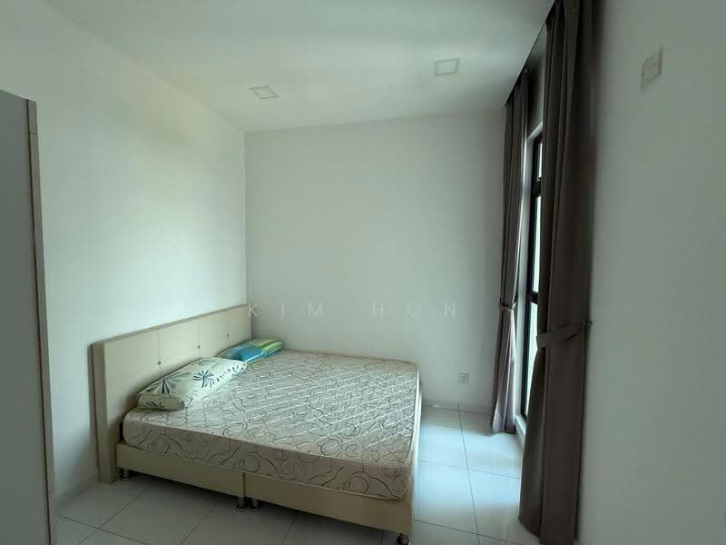 Kediaman Servis untuk Dijual di Sky Loft Premium Suites - Kim Hon - Bedroom - PropertyGuru.com.my