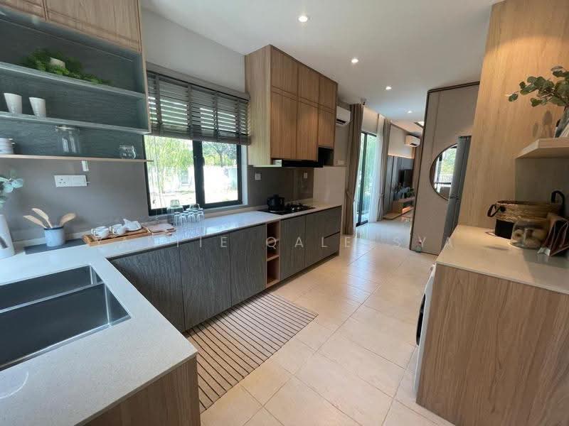 Rumah Kluster untuk Dijual di Puchong (Selangor) - Yantie Qaleesya - Kitchen - PropertyGuru.com.my