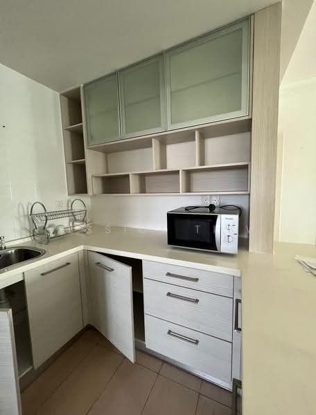 Condominium for Rent at Ujana Executive Apartment - Jessica Tiew - Kitchen - PropertyGuru.com.my