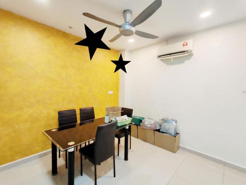 Rumah Teres 2-Tingkat untuk Dijual di Taman Wawasan (Puchong) - Shannon Soo - Dining Room - PropertyGuru.com.my