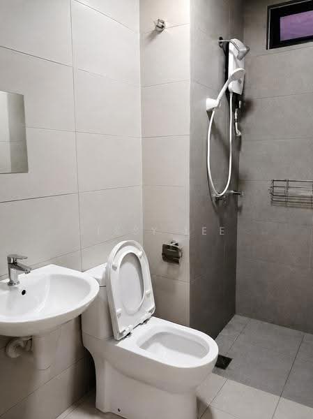 Pangsapuri untuk Disewa di KL Traders Square - Jessy Lee - Bathroom - PropertyGuru.com.my