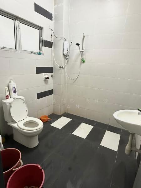 Rumah Kluster untuk Dijual di Taman Nusantara Prima (Gelang Patah) - Shiang Yng Tan - Bathroom - PropertyGuru.com.my