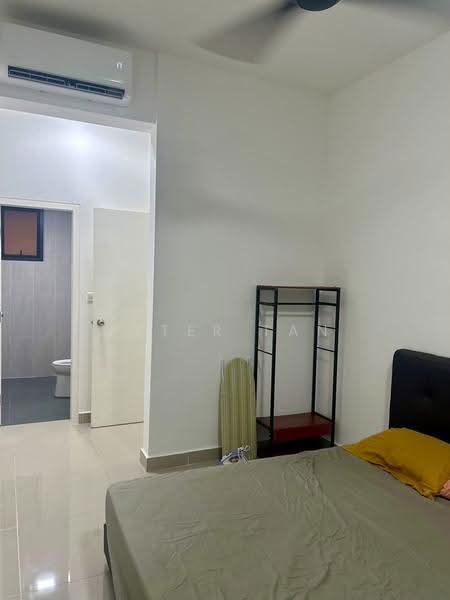 Kediaman Servis untuk Disewa di MKH Boulevard II - Peter Tan - Bedroom - PropertyGuru.com.my