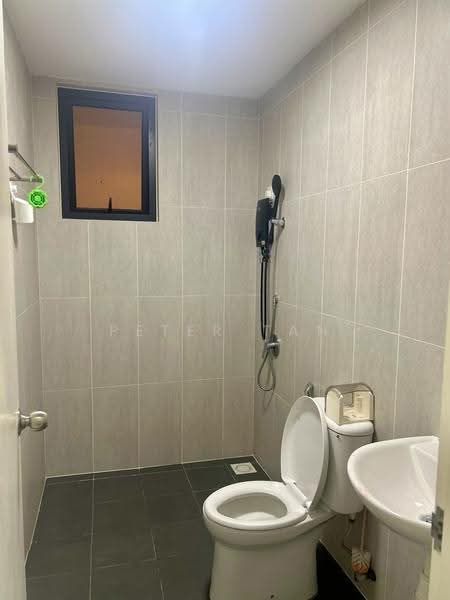 Kediaman Servis untuk Disewa di MKH Boulevard II - Peter Tan - Bathroom - PropertyGuru.com.my