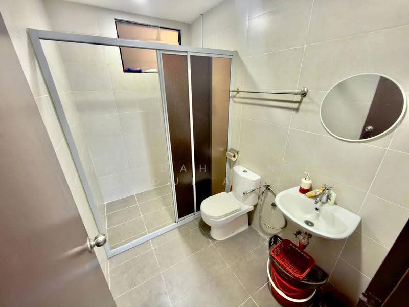 Condominium for Sale at Ken Rimba Condominium 1 - Rafedah Binti Abdul Aziz - Bathroom - PropertyGuru.com.my