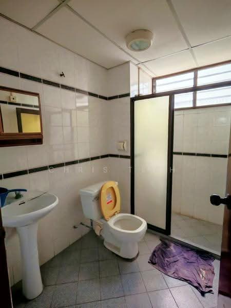 Condominium for Sale at Twin Towers - Chris Teoh - Bathroom - PropertyGuru.com.my
