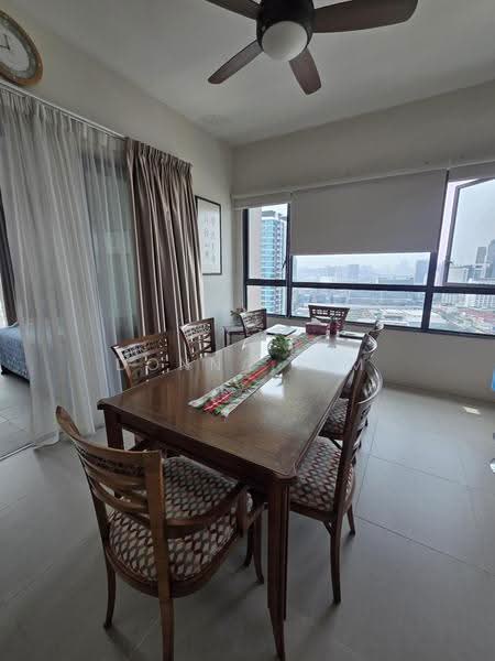 Kediaman Servis untuk Dijual di Jaya One Residences - Donna Sim - Dining Room - PropertyGuru.com.my
