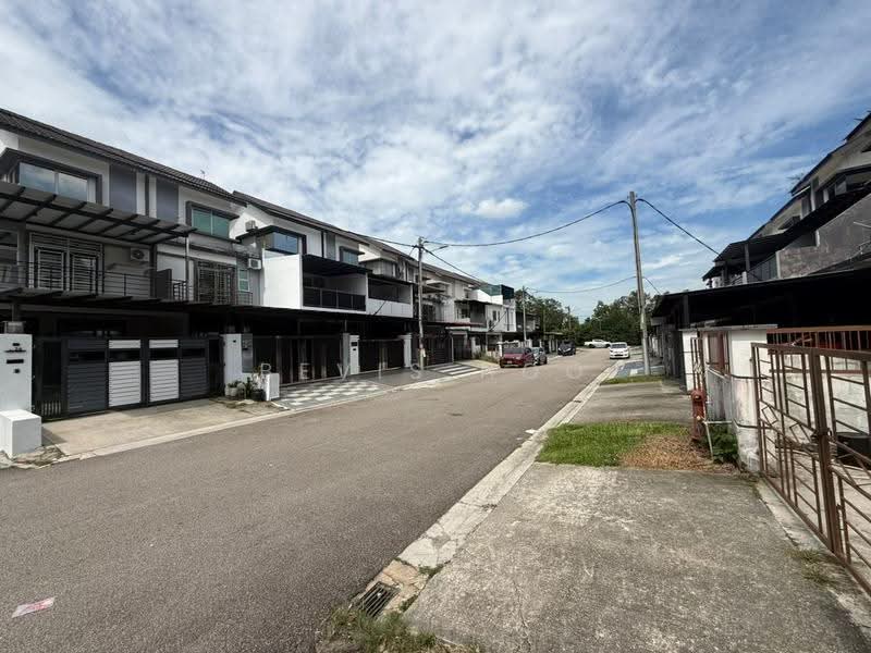 Rumah Teres 2.5-Tingkat untuk Dijual di Taman Scientex Pasir Gudang (Pasir Gudang) - Bevis Hoo - PropertyGuru.com.my
