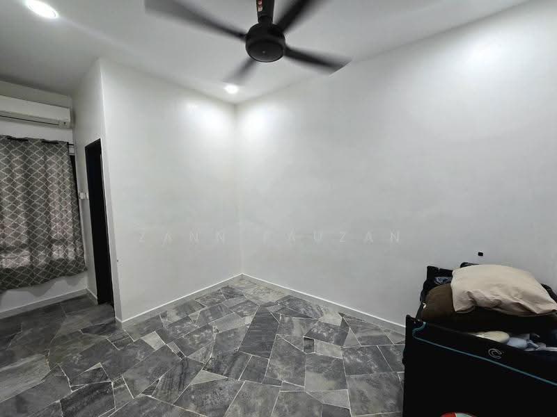 Rumah Teres 1-Tingkat untuk Dijual di Bandar Sungai Buaya (Serendah) - Zann Fauzan - Bedroom - PropertyGuru.com.my