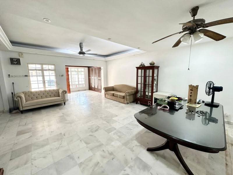2-storey Terraced House for Sale in Bukit Indah (Ampang) - Shaziery Iskandar - Living Room - PropertyGuru.com.my