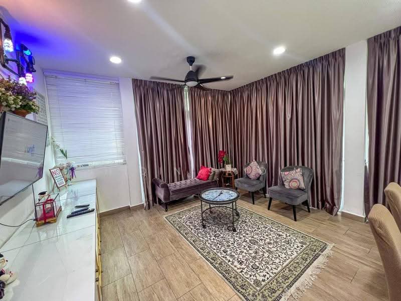 Rumah Teres 2-Tingkat untuk Dijual di Alam Damai (Cheras) - Shiqin Saidin - Living Room - PropertyGuru.com.my