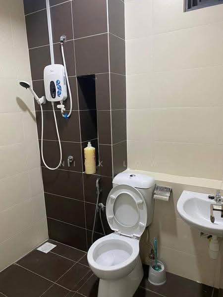 Service Residence for Rent at 8Scape Residence @ Sutera - Nick Low - Bathroom - PropertyGuru.com.my
