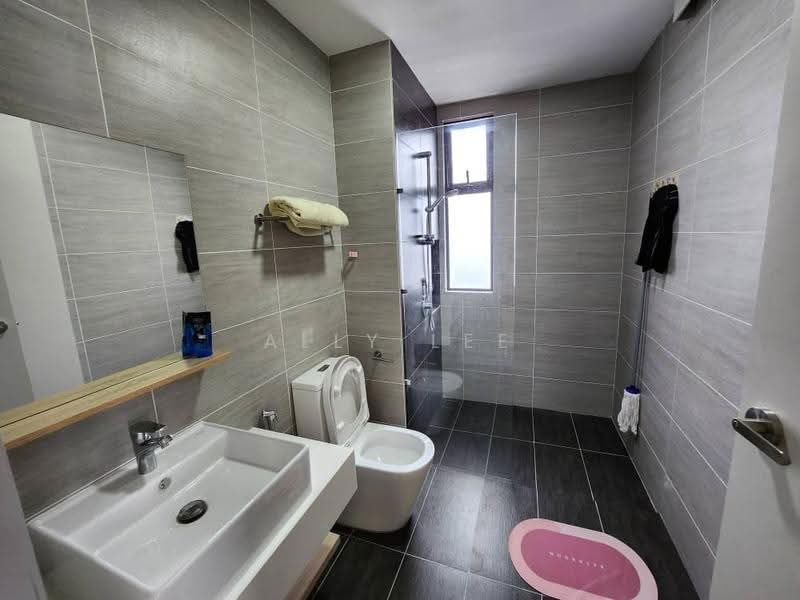 Kediaman Servis untuk Disewa di Trion @ KL - Ally Lee - Bathroom - PropertyGuru.com.my