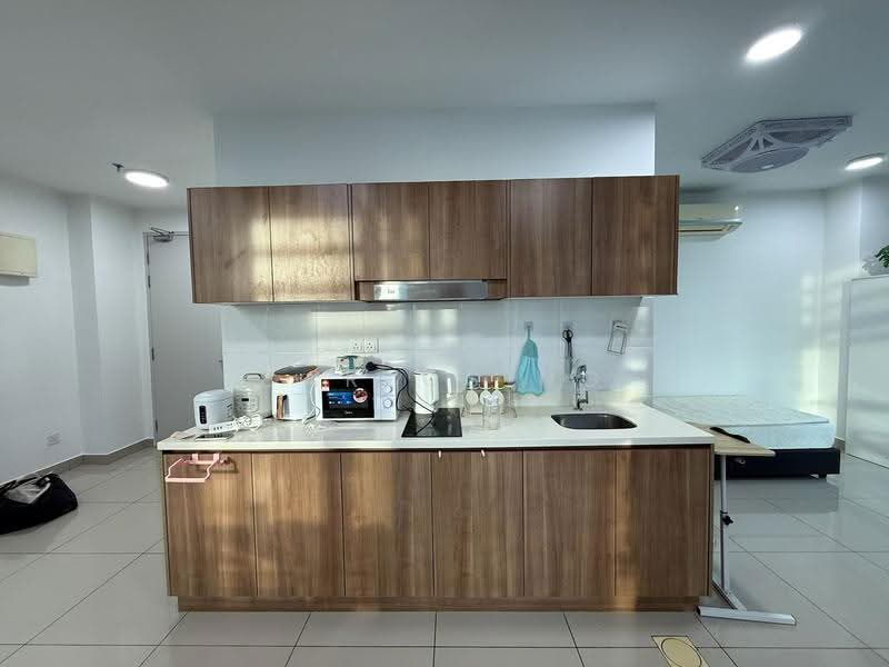 Service Residence for Rent at Pacific Star (Service Residence) - Carlos Ng - Kitchen - PropertyGuru.com.my