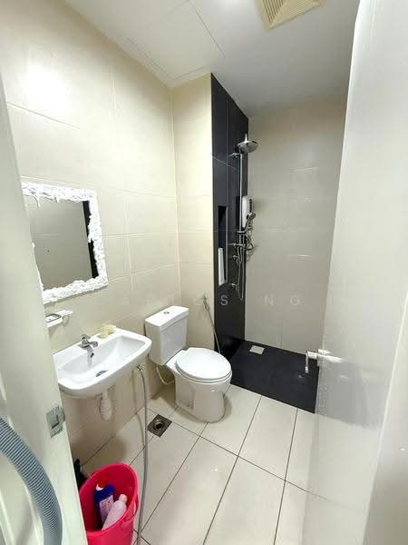 Service Residence for Rent at Pacific Star (Service Residence) - Carlos Ng - Bathroom - PropertyGuru.com.my