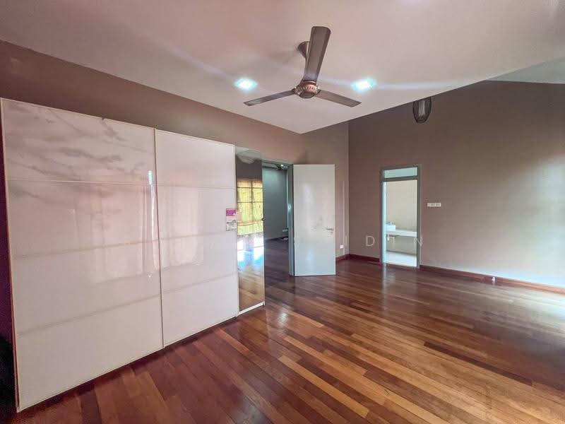 Rumah Teres 3-Tingkat untuk Dijual di Alam Damai (Cheras) - Shiqin Saidin - Bedroom - PropertyGuru.com.my