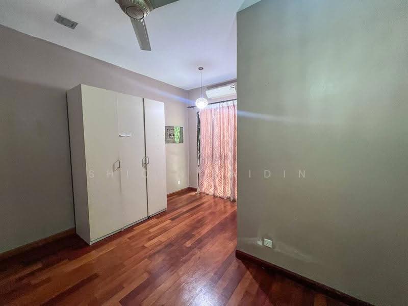 Rumah Teres 3-Tingkat untuk Dijual di Alam Damai (Cheras) - Shiqin Saidin - Bedroom - PropertyGuru.com.my