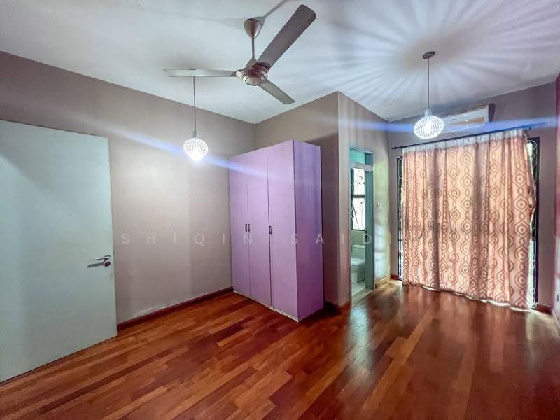 Rumah Teres 3-Tingkat untuk Dijual di Alam Damai (Cheras) - Shiqin Saidin - Bedroom - PropertyGuru.com.my